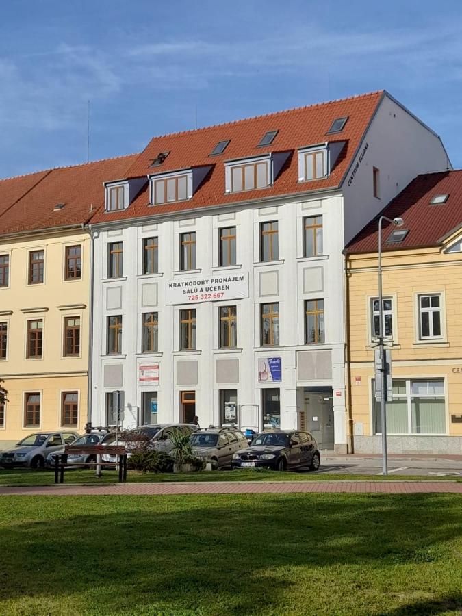 Riegrova Apartman Ceske Budejovice Kültér fotó